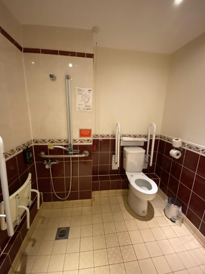 ไอบิซ บัดเจท บรอมสกรูฟ Hotel บรอมส์โกรฟ ภายนอก รูปภาพ